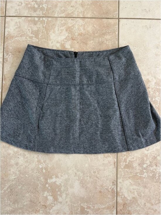 Dresses & Skirts - size large charcoal gray mini skirt